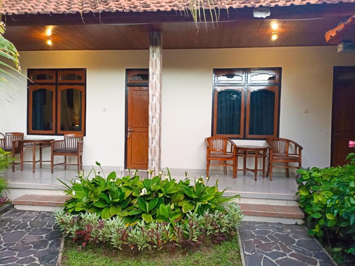 Kusnadi Hotel Legian Εξωτερικό φωτογραφία