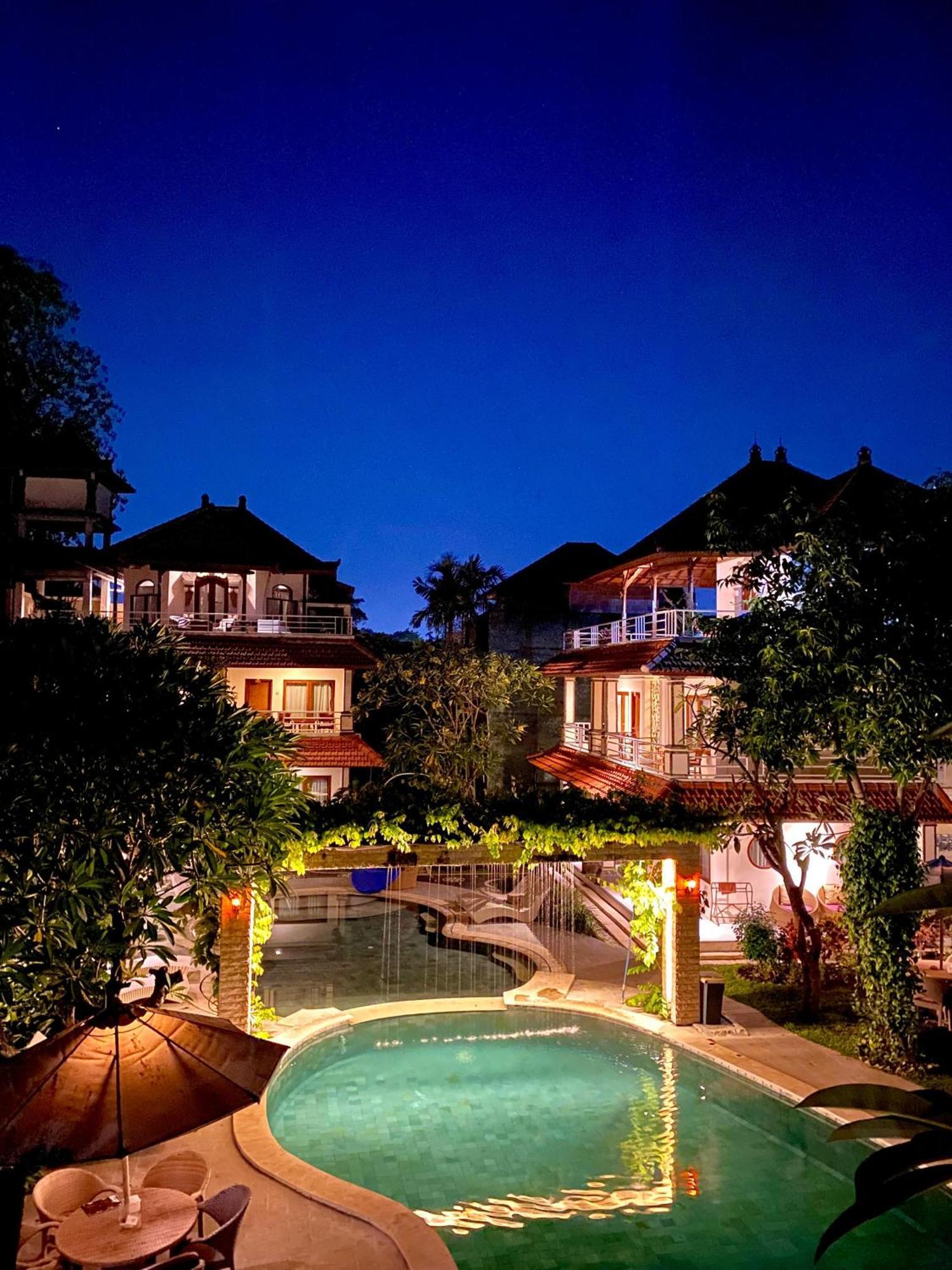 Kusnadi Hotel Legian Εξωτερικό φωτογραφία