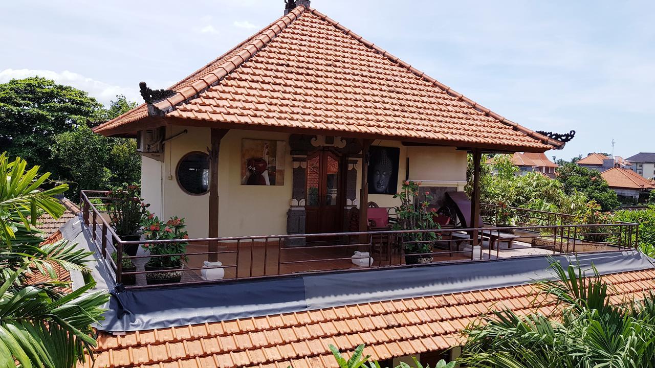 Kusnadi Hotel Legian Εξωτερικό φωτογραφία