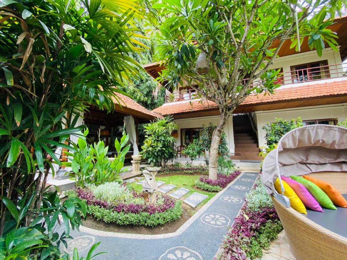Kusnadi Hotel Legian Εξωτερικό φωτογραφία